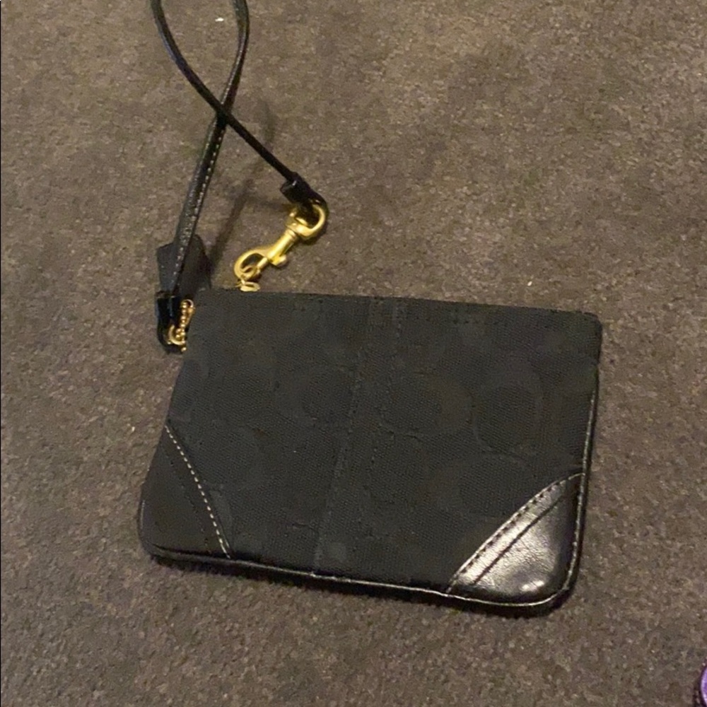 super cute wristlet